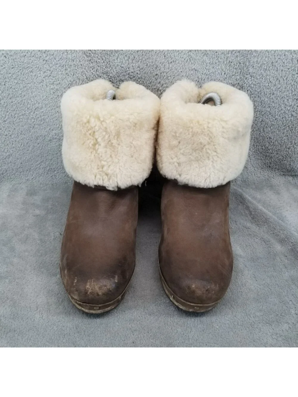 UGG Shoes Womens Size 7 Lynnea Brown Leather Shearling Wood Sole Boots *Read*